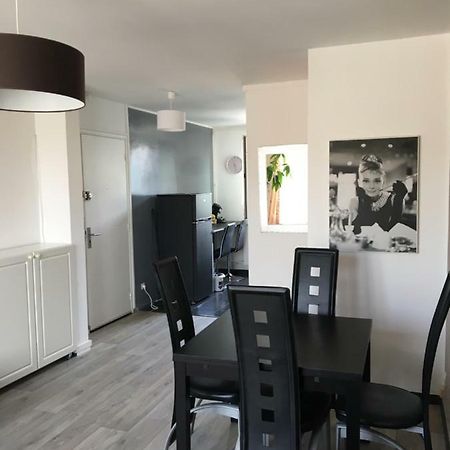 Appartement Deux Chambres Salon Parking Rouen Kindarena מראה חיצוני תמונה